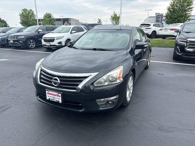 used 2015 Nissan Altima car, priced at $6,602