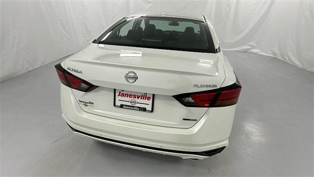 used 2020 Nissan Altima car, priced at $18,900