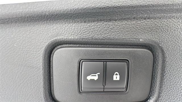 new 2025 Nissan Pathfinder car, priced at $42,138