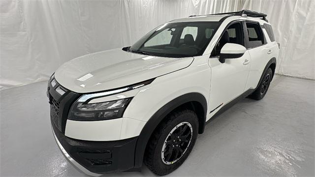 new 2025 Nissan Pathfinder car, priced at $42,138