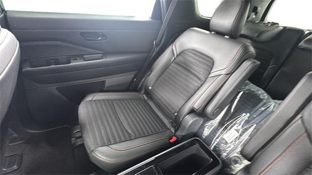 new 2025 Nissan Pathfinder car, priced at $42,138
