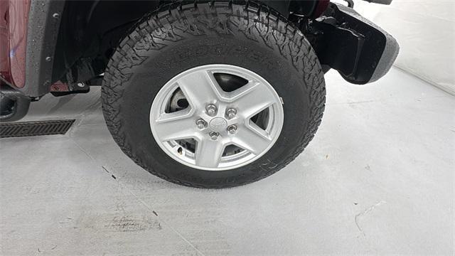 used 2022 Jeep Gladiator car, priced at $29,531