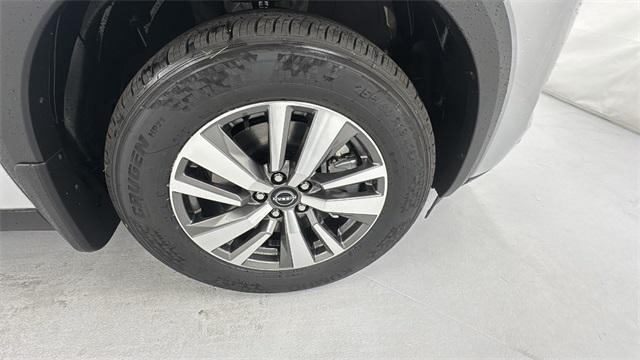 new 2025 Nissan Pathfinder car, priced at $37,442