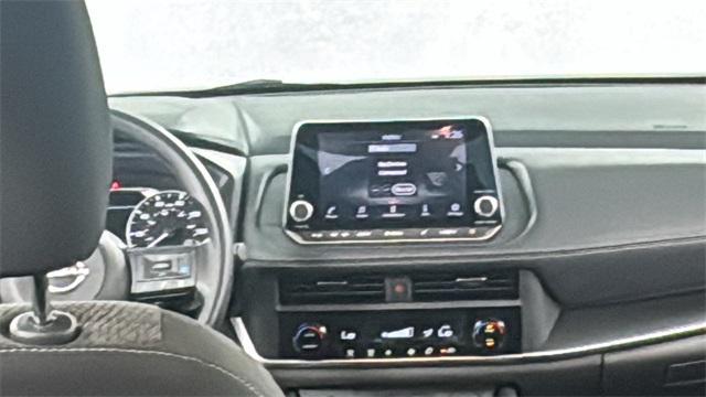 used 2024 Nissan Rogue car, priced at $25,995