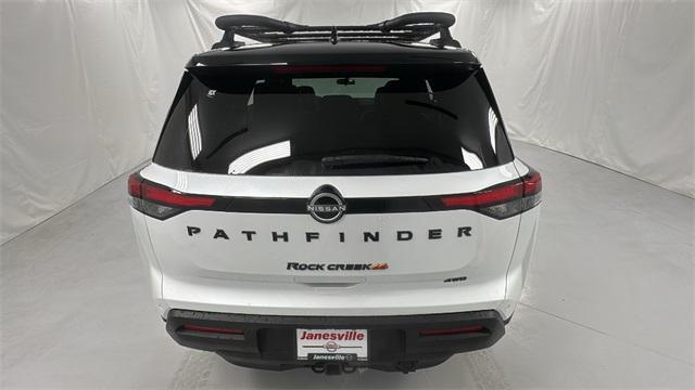 new 2025 Nissan Pathfinder car, priced at $44,677