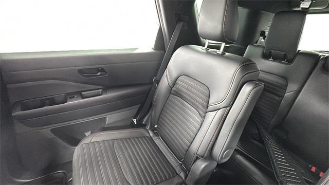 new 2025 Nissan Pathfinder car, priced at $42,826