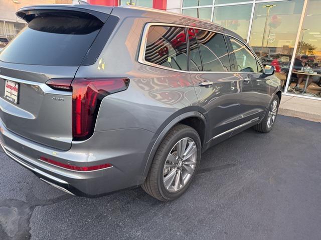 used 2022 Cadillac XT6 car, priced at $32,212