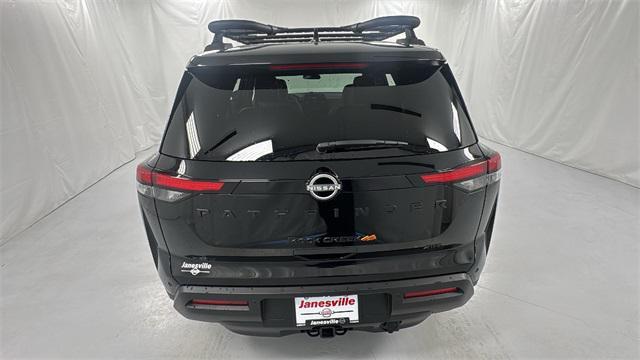 new 2025 Nissan Pathfinder car, priced at $37,243