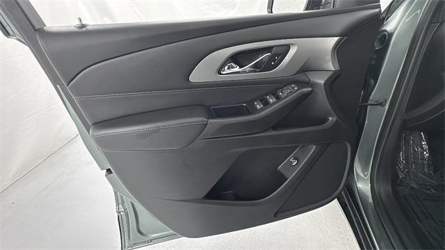 used 2023 Chevrolet Traverse car, priced at $29,750