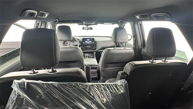 new 2025 Nissan Pathfinder car, priced at $42,435