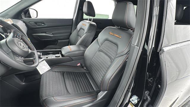 new 2025 Nissan Pathfinder car, priced at $37,357