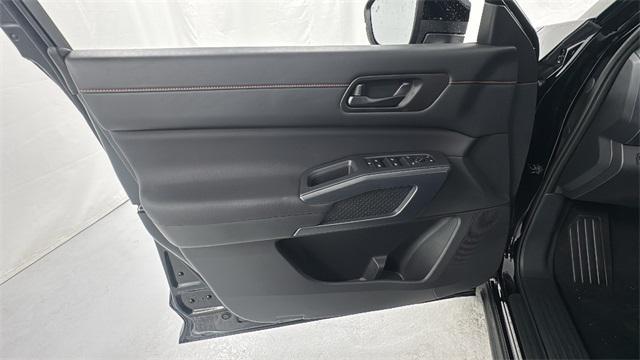 new 2025 Nissan Pathfinder car, priced at $37,357