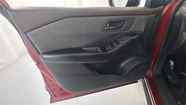 used 2023 Nissan Rogue car, priced at $21,257