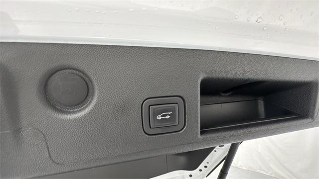 used 2023 Chevrolet Equinox car, priced at $24,694