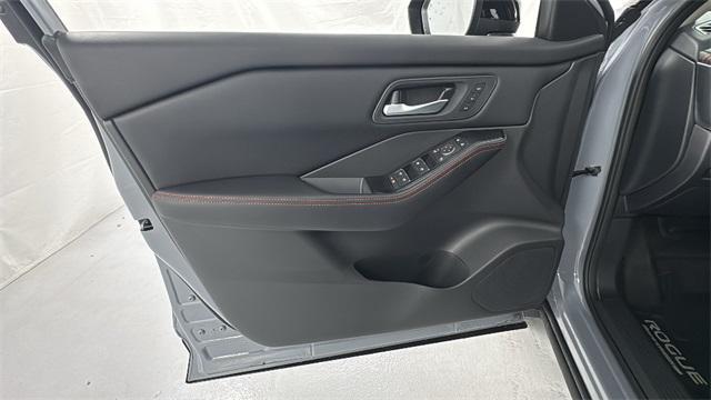 new 2025 Nissan Rogue car, priced at $33,127