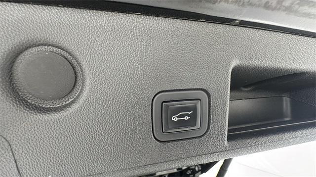 used 2023 Chevrolet Equinox car, priced at $21,799