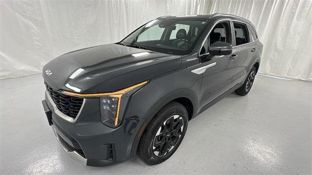 used 2024 Kia Sorento car, priced at $30,519