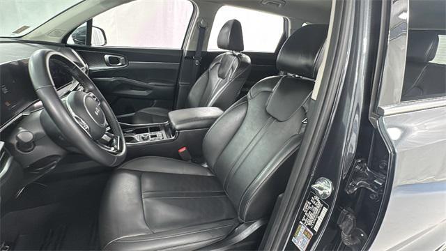 used 2024 Kia Sorento car, priced at $30,519