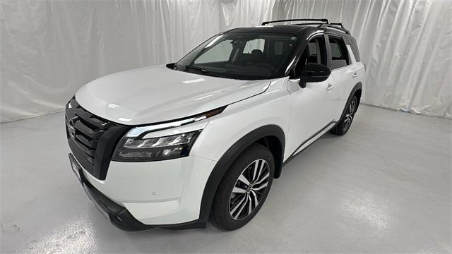 new 2025 Nissan Pathfinder car, priced at $56,340