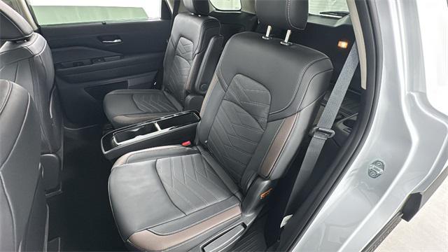 new 2025 Nissan Pathfinder car, priced at $56,340