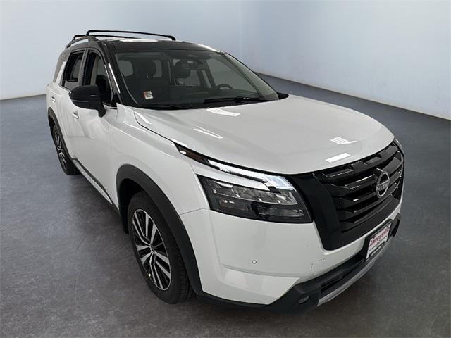 new 2025 Nissan Pathfinder car, priced at $56,340