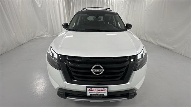 new 2025 Nissan Pathfinder car, priced at $56,340