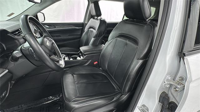 used 2022 Jeep Grand Cherokee L car, priced at $29,999