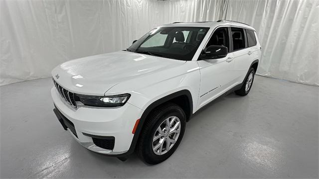 used 2022 Jeep Grand Cherokee L car, priced at $29,999