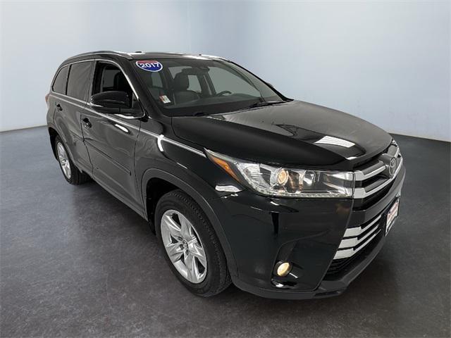 used 2017 Toyota Highlander car, priced at $23,500