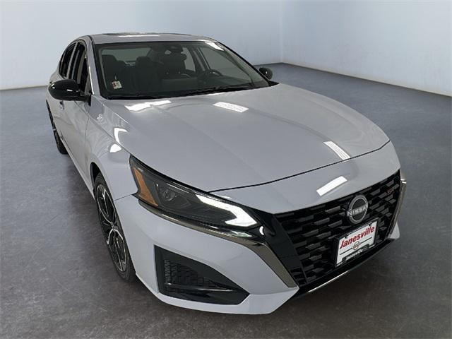 new 2025 Nissan Altima car, priced at $30,094
