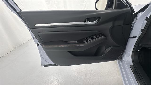 new 2025 Nissan Altima car, priced at $30,094