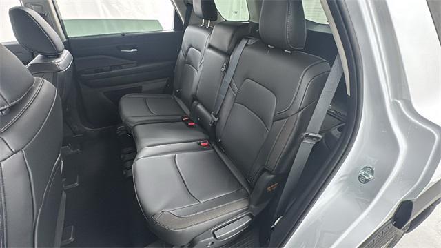 new 2025 Nissan Pathfinder car, priced at $39,171