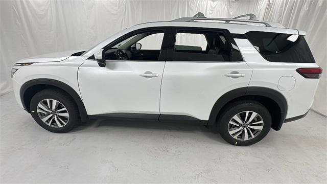 new 2025 Nissan Pathfinder car, priced at $39,171