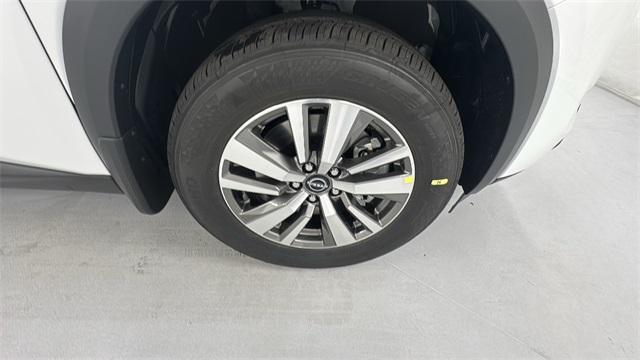 new 2025 Nissan Pathfinder car, priced at $39,171
