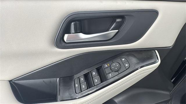 new 2025 Nissan Rogue car, priced at $30,376
