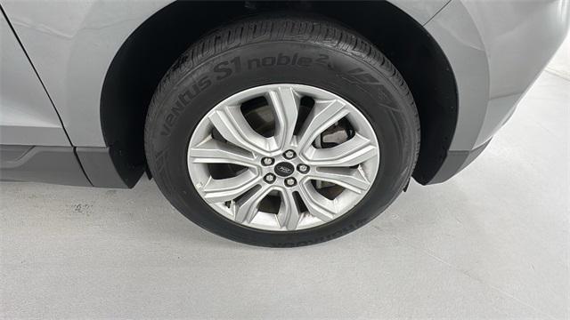 used 2024 Ford Edge car, priced at $28,558