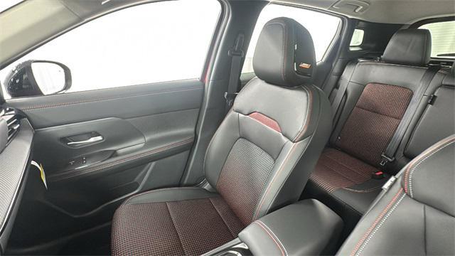 new 2025 Nissan Kicks car, priced at $30,847