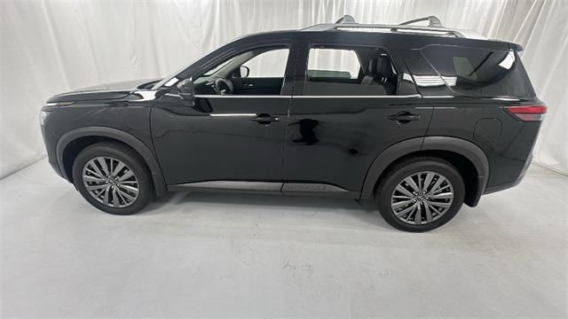 new 2025 Nissan Pathfinder car, priced at $45,243
