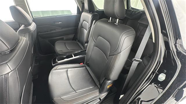 new 2025 Nissan Pathfinder car, priced at $45,243
