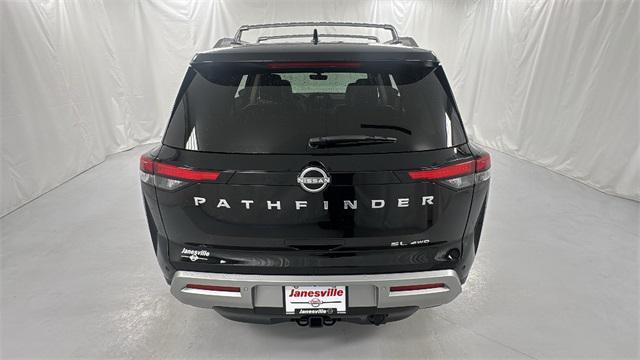 new 2025 Nissan Pathfinder car, priced at $45,243
