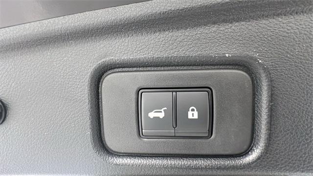 new 2025 Nissan Pathfinder car, priced at $45,243