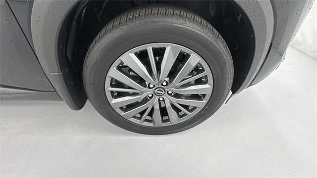 new 2025 Nissan Pathfinder car, priced at $45,243