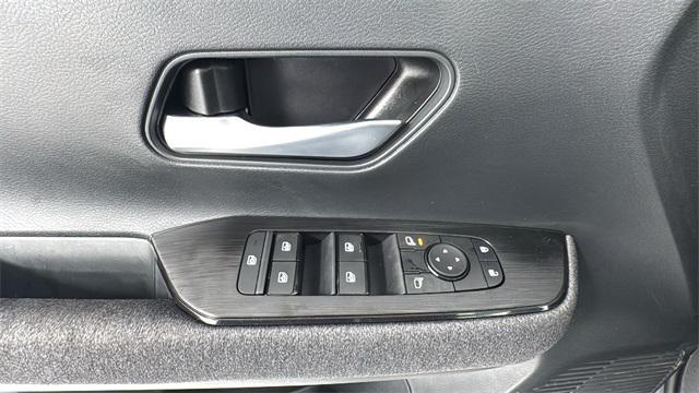 new 2025 Nissan Kicks car, priced at $26,471