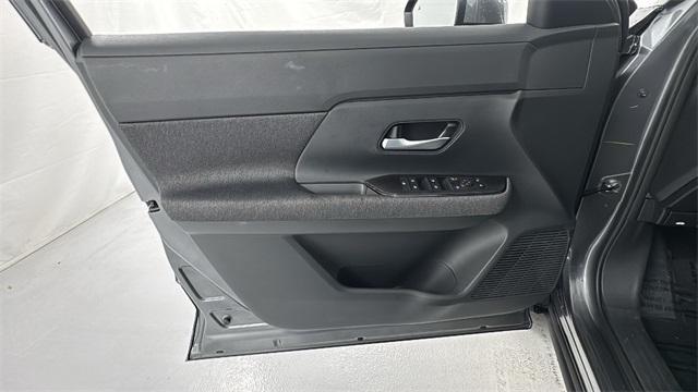 new 2025 Nissan Kicks car, priced at $26,471
