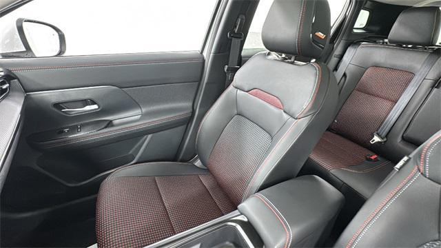 new 2025 Nissan Kicks car, priced at $29,863
