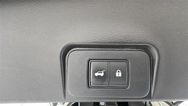 used 2022 Nissan Rogue car, priced at $27,750