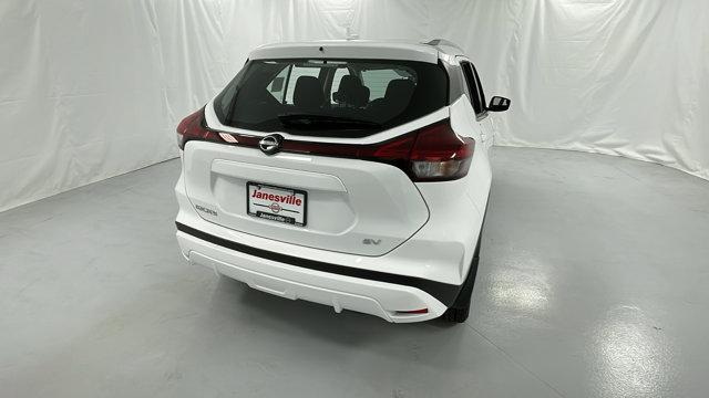 new 2024 Nissan Kicks car, priced at $21,885