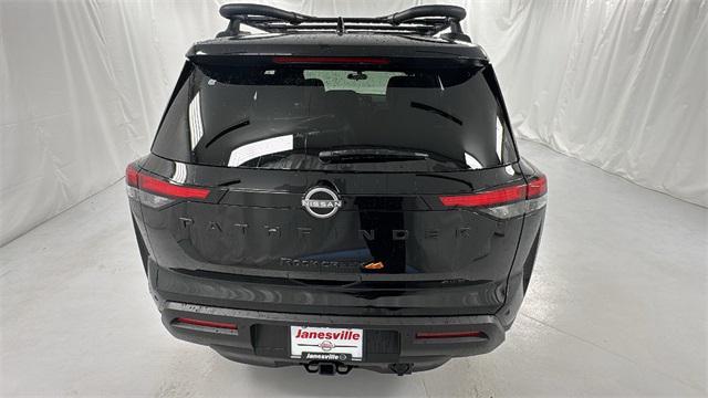 new 2025 Nissan Pathfinder car, priced at $41,710