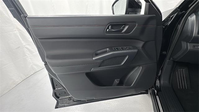 new 2025 Nissan Pathfinder car, priced at $41,710