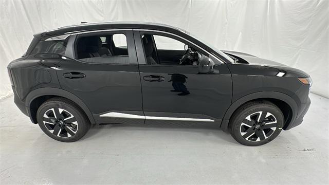 new 2025 Nissan Kicks car, priced at $28,860